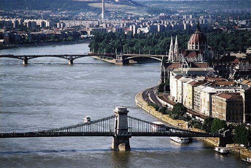 Budapest by Marek Koszorek www.w…