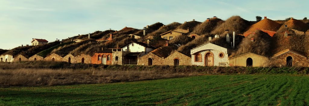 Bodegas en Jiménez de Jamuz by M.Rivas