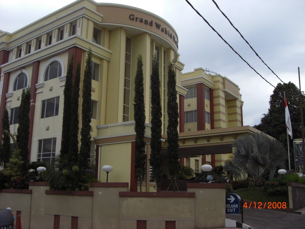 Hotel Grand Wahid Salatiga - Jawa Tengah by portmoresby