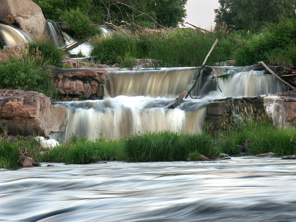 Upper Falls. Falls Park, Sioux Falls, SD by Mike Oistad