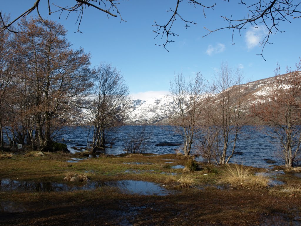 Lago de Sanabria by Fran_j