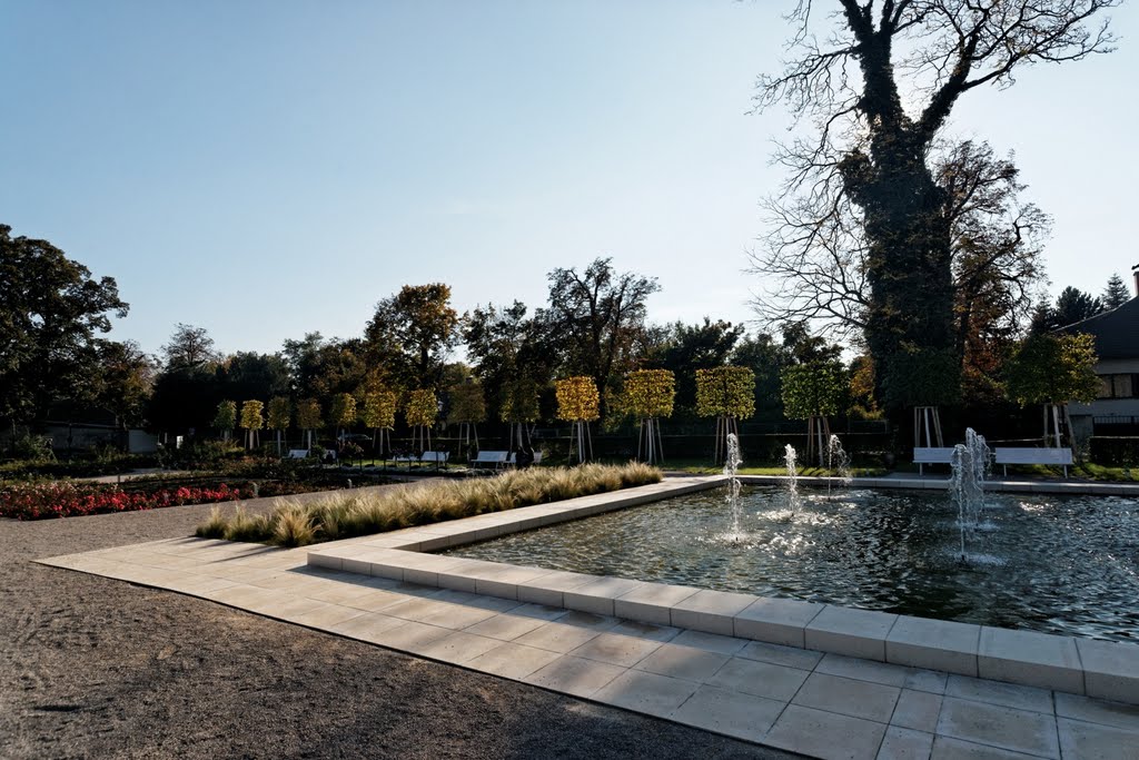 Baden bei Wien - Doblhoffpark - View SSW by txllxt