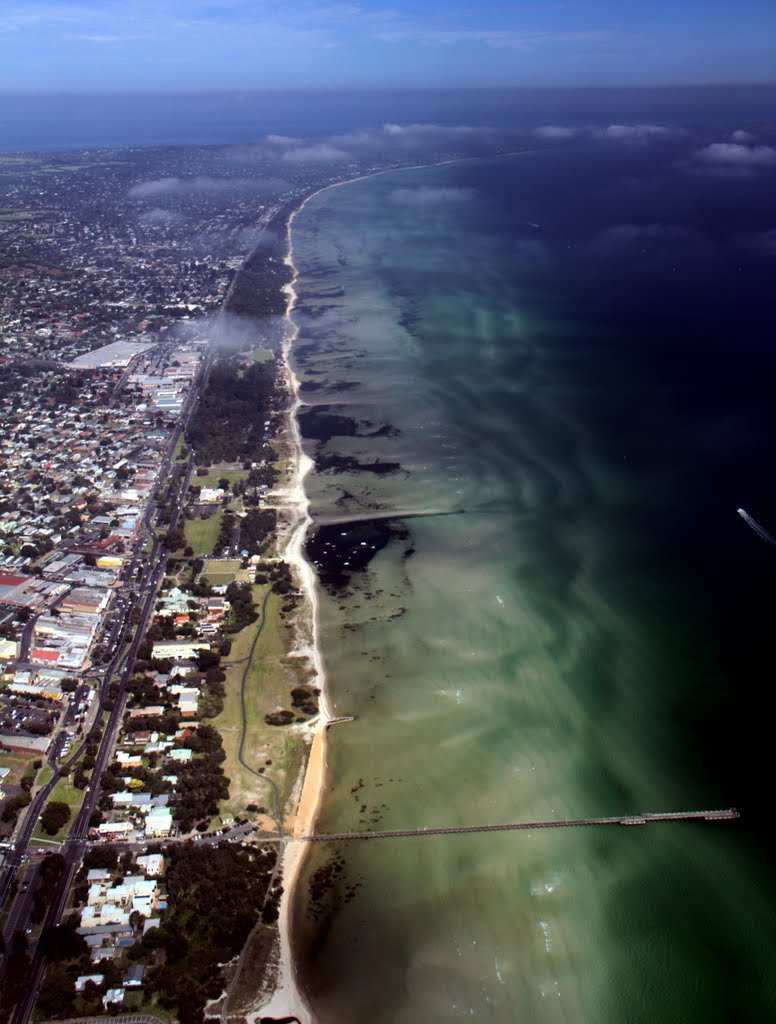 Rosebud Beach, looking south-west (2011). The Rosebud Jetty is in the foreground and the shopping centre is on the lower left by Muzza from McCrae