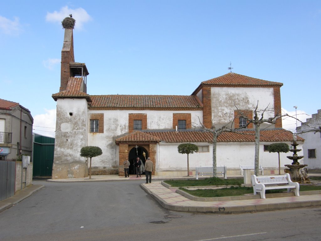 Iglesia by Pergentino  Bernardo-