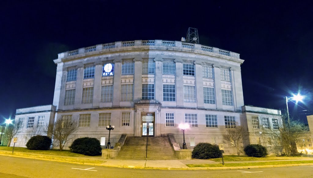 Shreveport's Old Municipal Building - March 1, 2011 by ShreveportPics