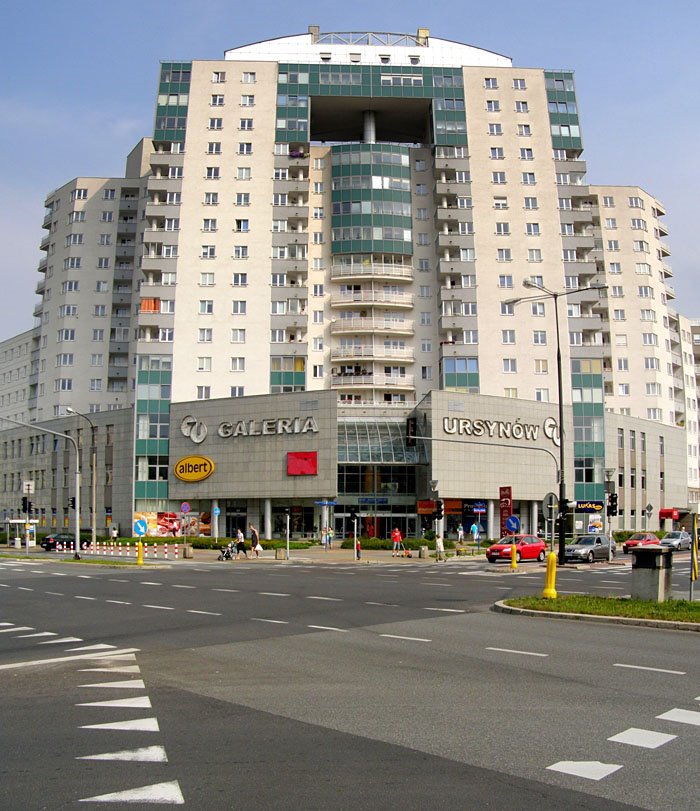 Natolin, Warszawa, Poland by Grzegorz Bijak