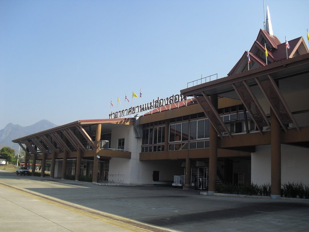 ท่าอากาศยานแม่ฮ่องสอน,Maehongson Airport by goodsview