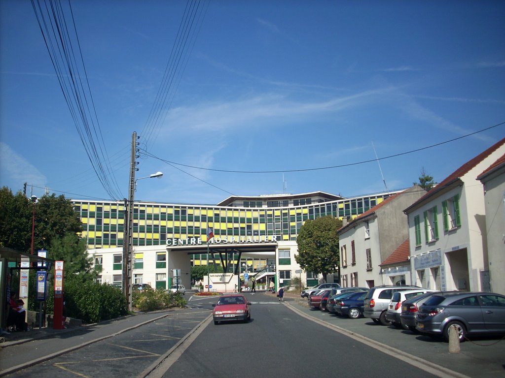 Gonesse - Centre Hospitalier Emmanuel Rain by © SisAnnick