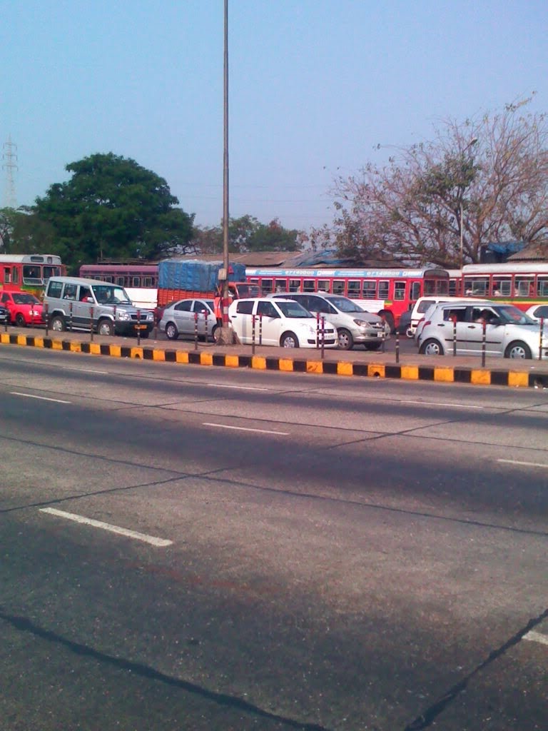 Vashi Toll Plaza by Jaykey