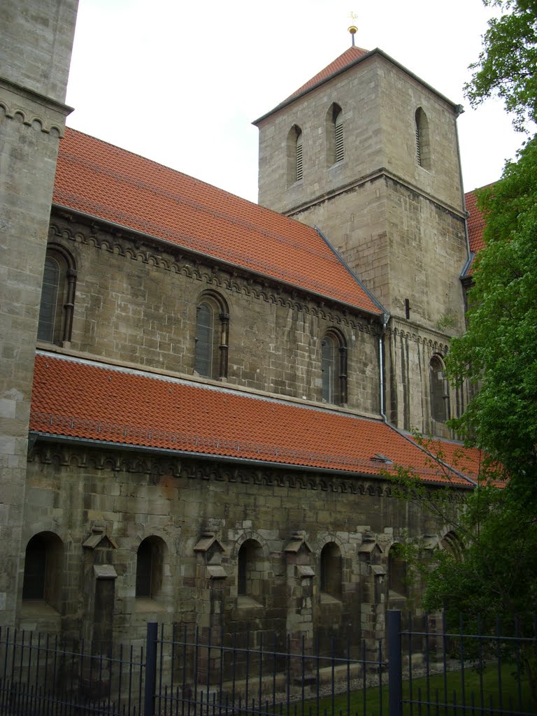 Arnstadt. Liebfrauenkirche by Mykola Czerjoszyn