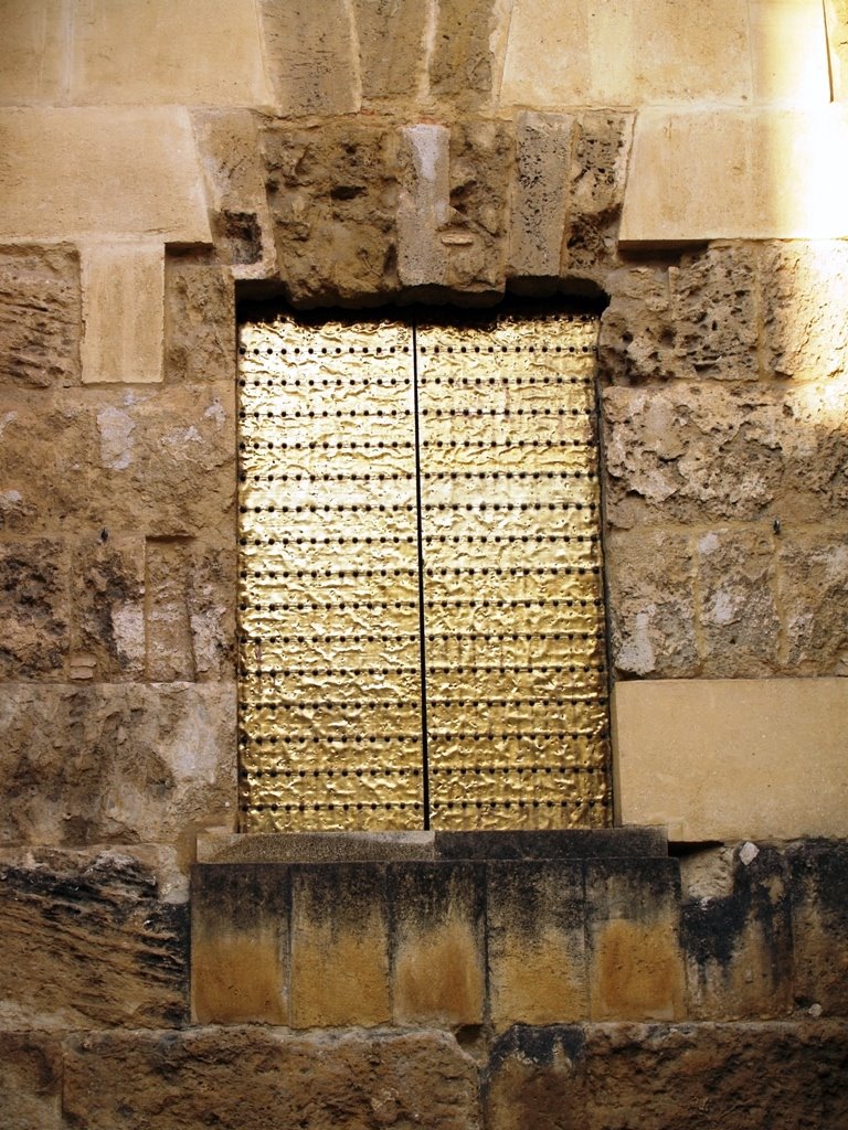 Puerta de la Mezquita by Espartero