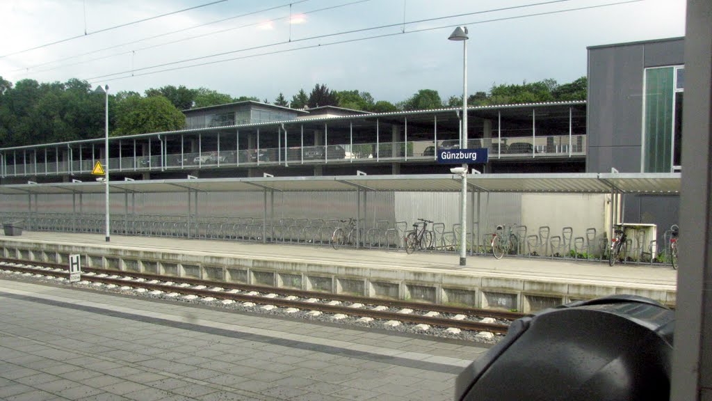 Bahnhof Günzburg by ©schw@bendude