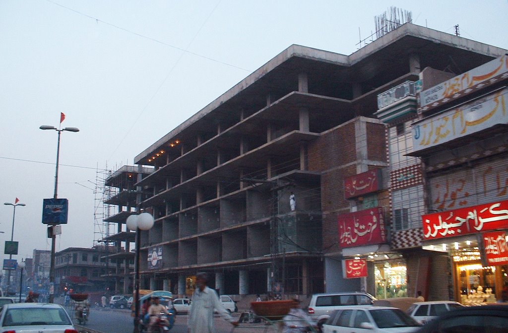 Rahman Heights Faisalabad (in 2007) رحمن ہائٹس - www.clocktowercity.com by AbdulSattar Minhajia…