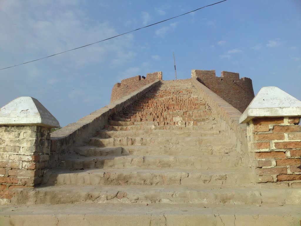 Umerkot Fort by Abdul Razzak Lakhani