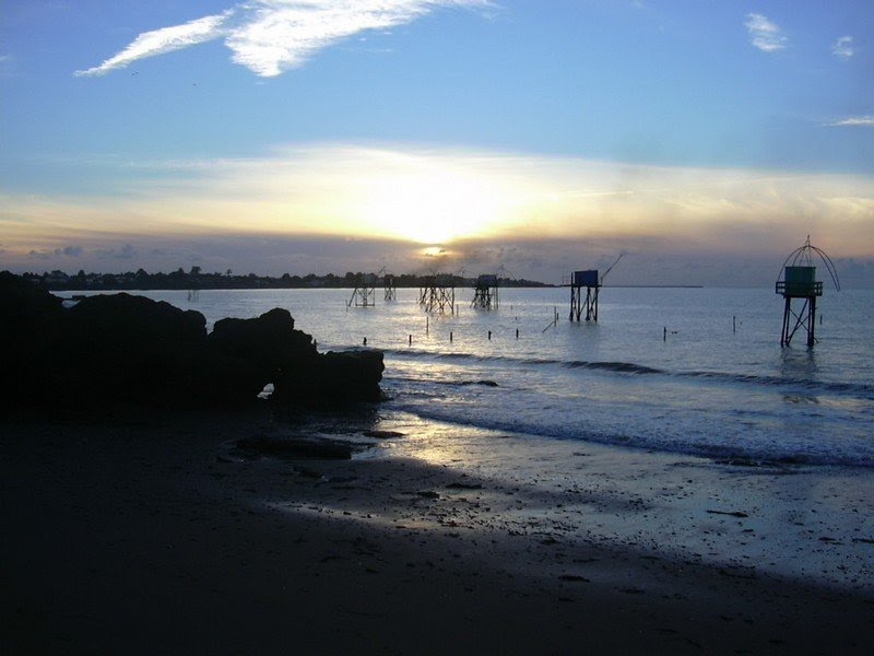 Coucher de soleil sur Port - Giraud by alain56700