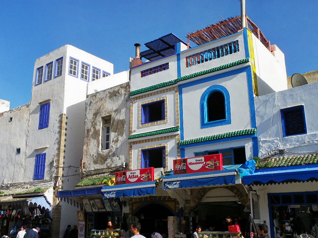 Essaouira, rue Sidi Mohammed Ben Abdallah. by chollet-ricard