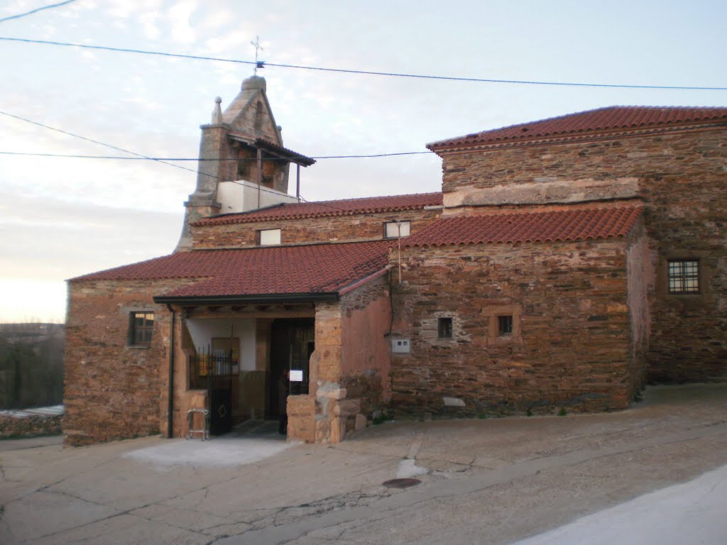 Iglesia de Santa Eufemia del Barco by Aquielrafa