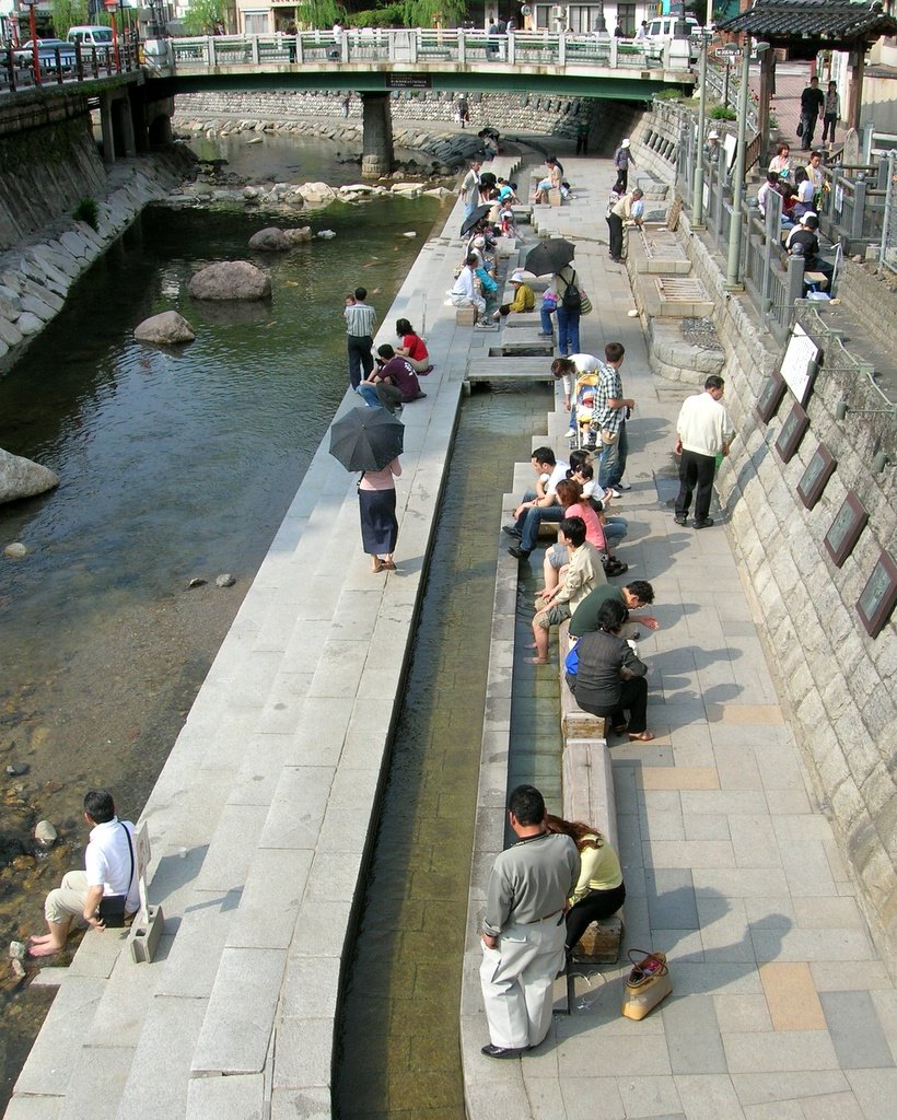 Foot spa, Yumura, Shinonsen-chou, Hyogo by vagrants