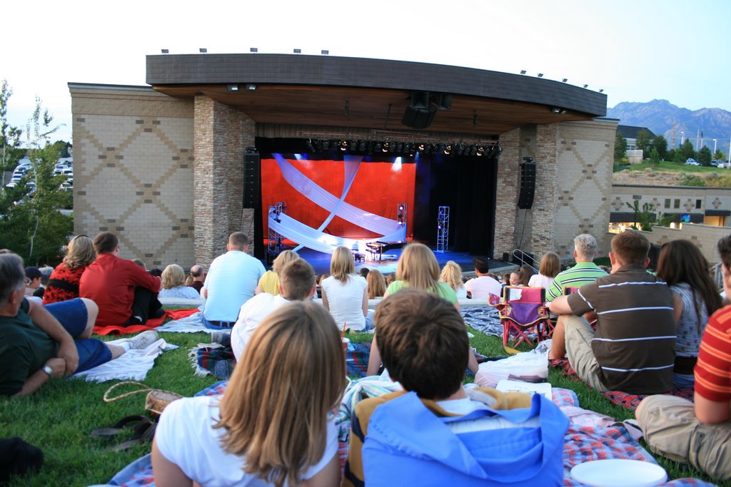 Sandy Amphitheater - Nate Hunter by www.Hunter4Homes.com