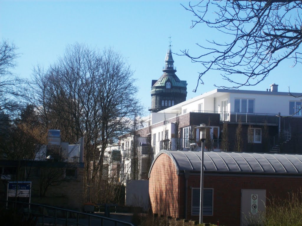 Buttenfeld Neubausiedlung von hinten mit Wasserturm by hh oldman