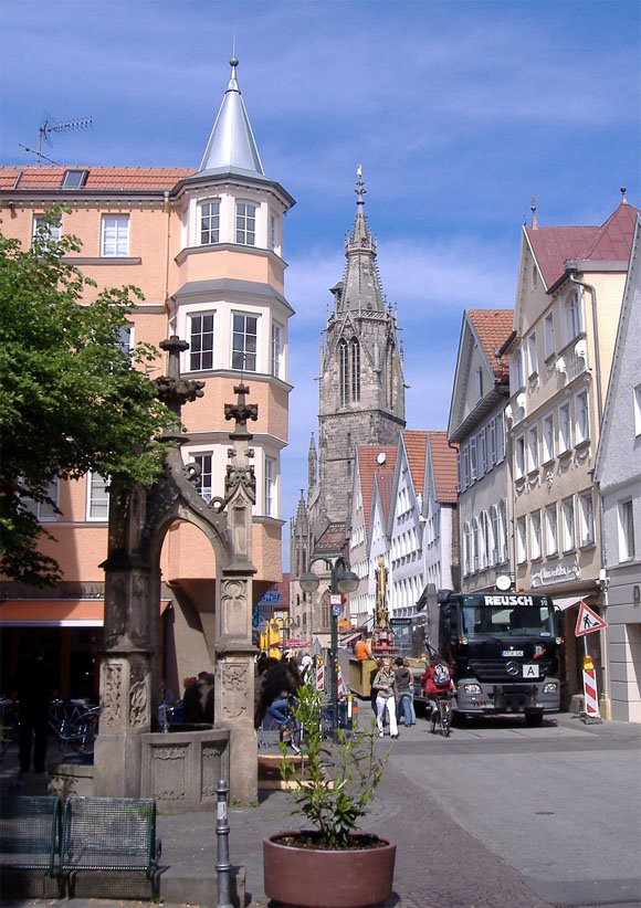 Lindenbrunnen und Marienkirche by Klein-RT