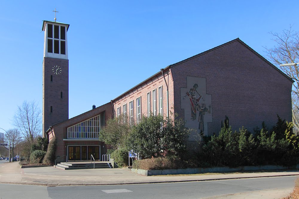 Thomaskirche in Hamburg Hausbruch by Fraenzel