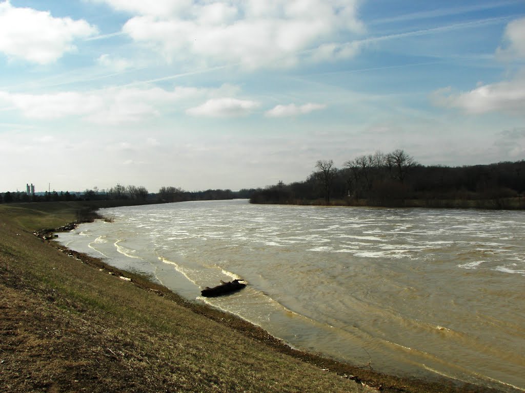 Great Miami River looking down river from Hamilton, Ohio( 5 feet below floodstage of 75 feet) by nevelo