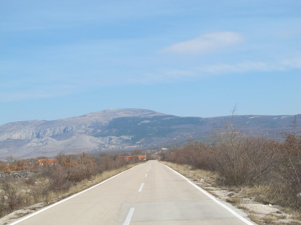 Promina mountain from Cupici village 2011 by klimajajac