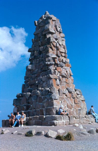 Bismarck Monument by manunauta