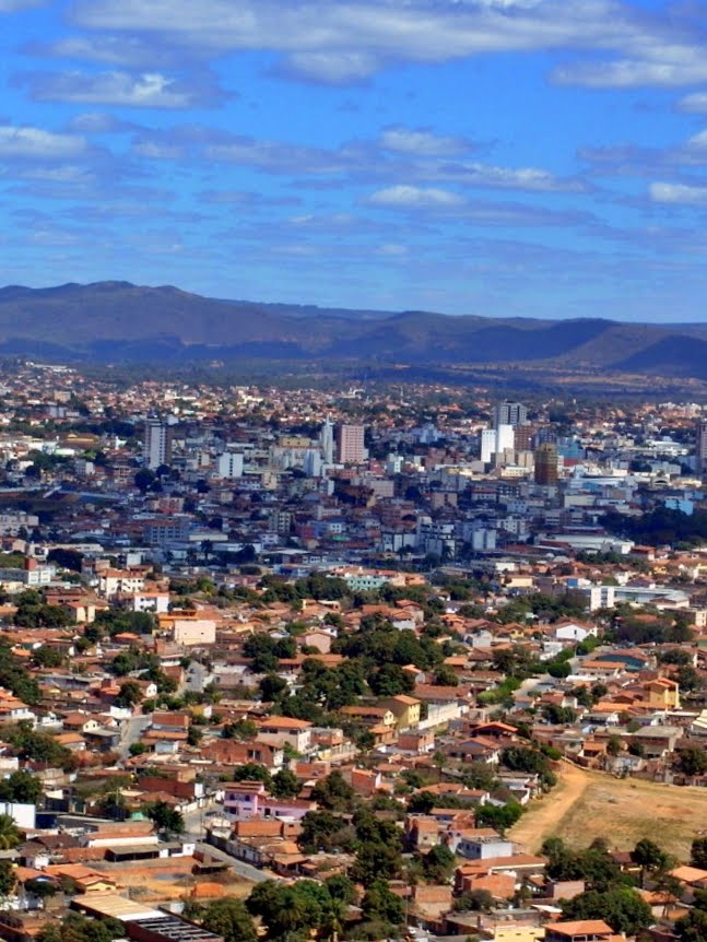 A Cidade quase não tem prédios by Luiz Paulo Oliveira