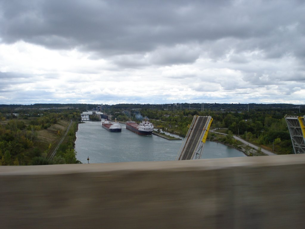 Welland canal by Juan Carlos Munoz