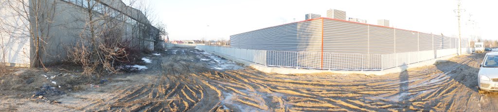 Mińsk Mazowiecki Kaufland od tyłu, Minsk Mazowiecki, the back of Kaufland store by Konrad Wasik