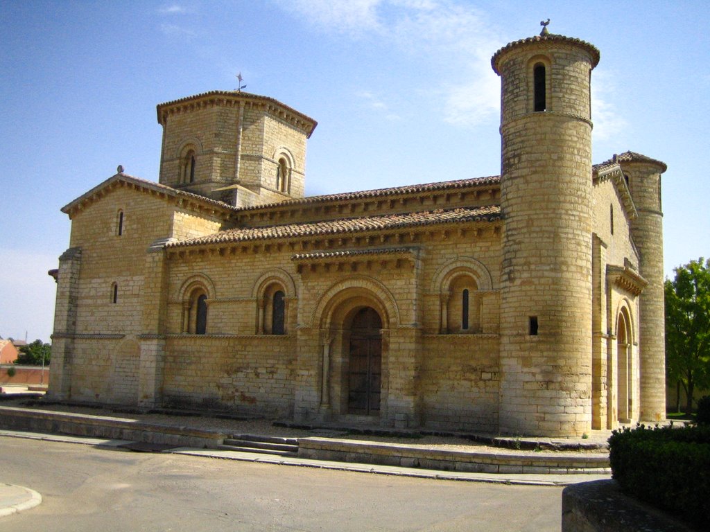 Iglesia Románica by Víctor Llamazares Ca…