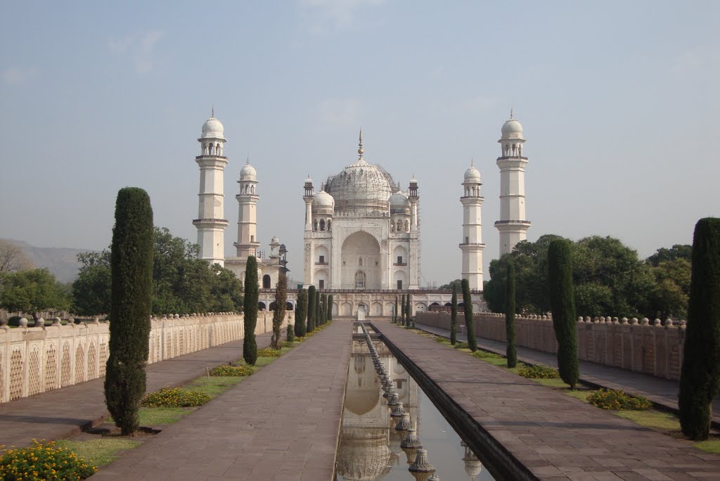 Mini taj mahal (Ramareddy Vogireddy) by RamaReddy Vogireddy