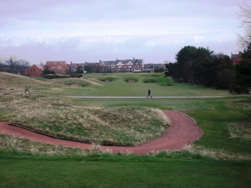 Royal Lytham And St Annes Golf Club Hole 8 by Bigdutchman