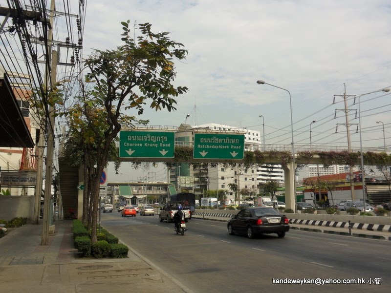 泰國曼谷早晨街景Bang Kho Laem, Bangkok by KAN PAI WAI