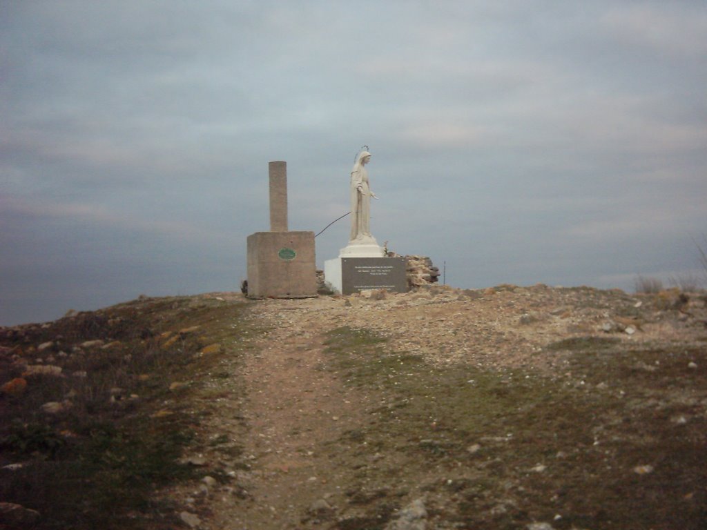 La Virgen de las Peñas de San Pedro by JulkPhotos