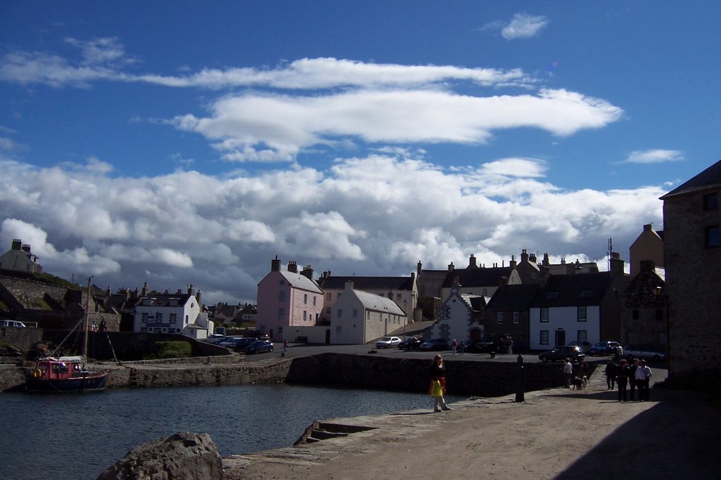 Portsoy old harbour by Iván Jiménez Los Santos