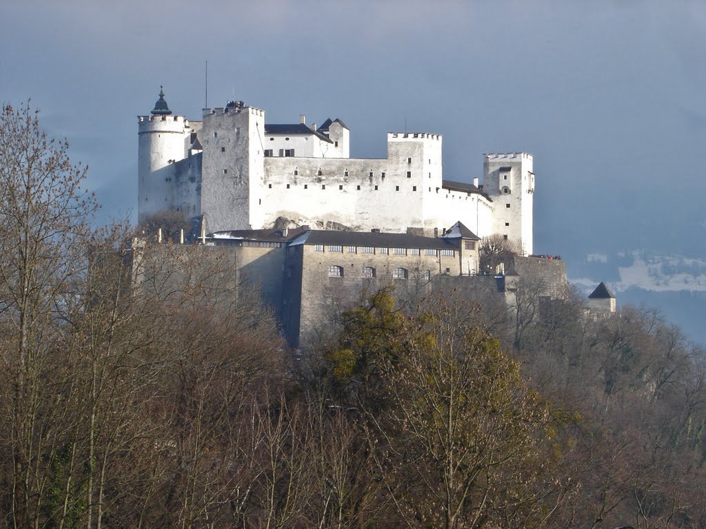 Hohensalzburg vom Mönchsberg aus by Contessa