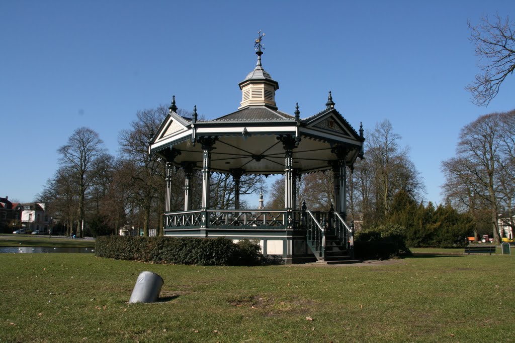 Paviljoen Oranjepark, Apeldoorn. by Carl030nl