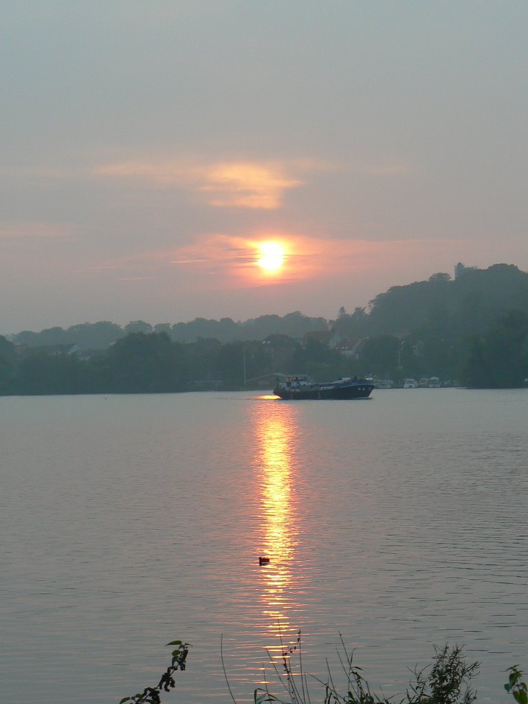 Blick auf den Ziegelsee und Hafen by buwi