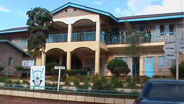 Mumbuni High School, Machakos, Kenya by ambuvi