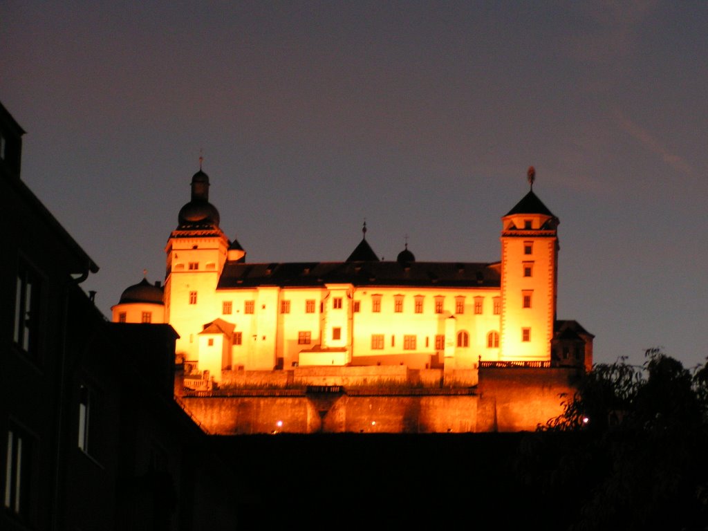 Marienfestung Würzburg bei Nacht by L.Jacobi