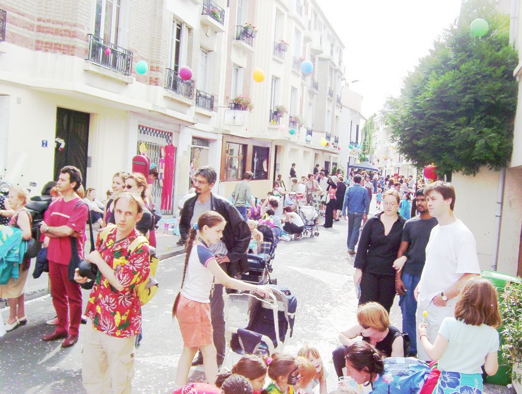 Fête de la Butte Bergeyre printemps 2003 by Nico irlande