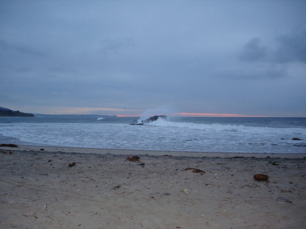 Beautiful Malibu Beach sunrise by laura f