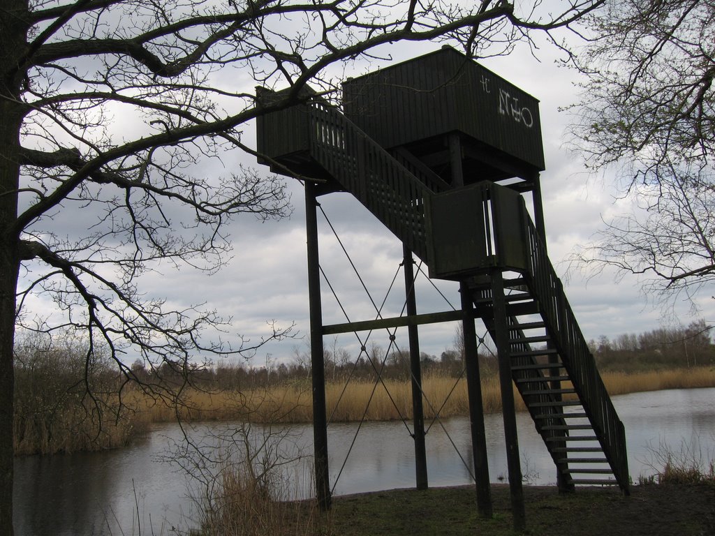 Bird watch tower at Smoer og Fedtmosen by Sonja Mogensen