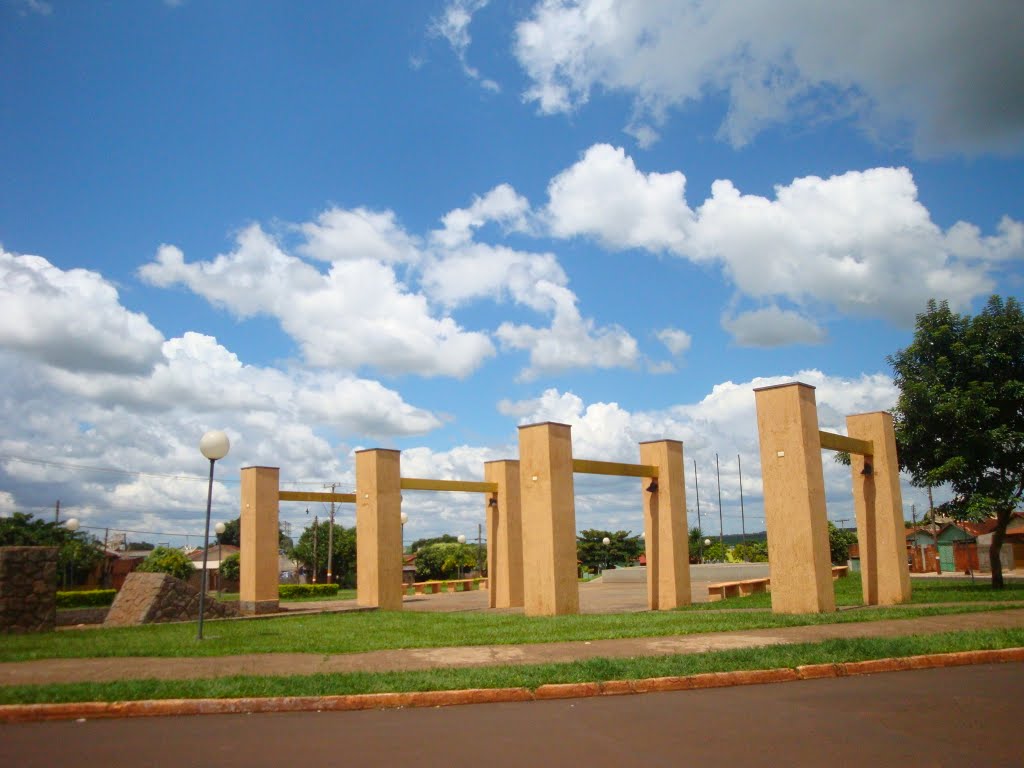 Praça das Palmeiras by Sérgio Stievano