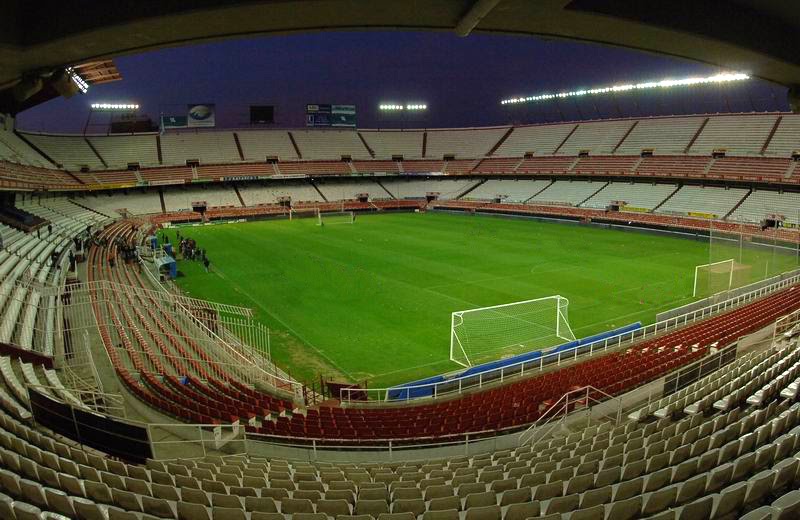 Estadio Ramón Sánchez Pizjuán 2008(Bombonera) by V&A Dudush