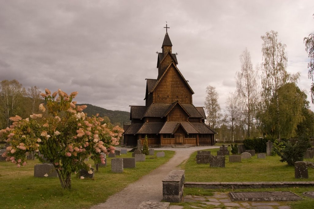 Heddal Stavkirke by Bård Riiber