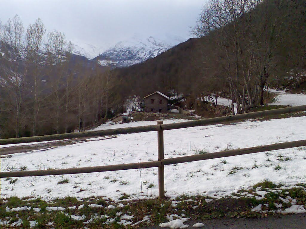 Paisaje de Urmella pirineo de Aragon by Lola de Oya